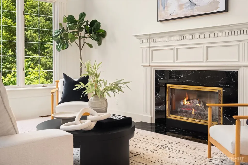 19524 SE 24th Place Sammamish WA 98075