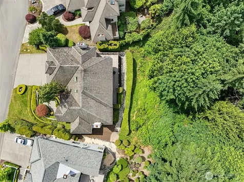 19524 SE 24th Place Sammamish WA 98075