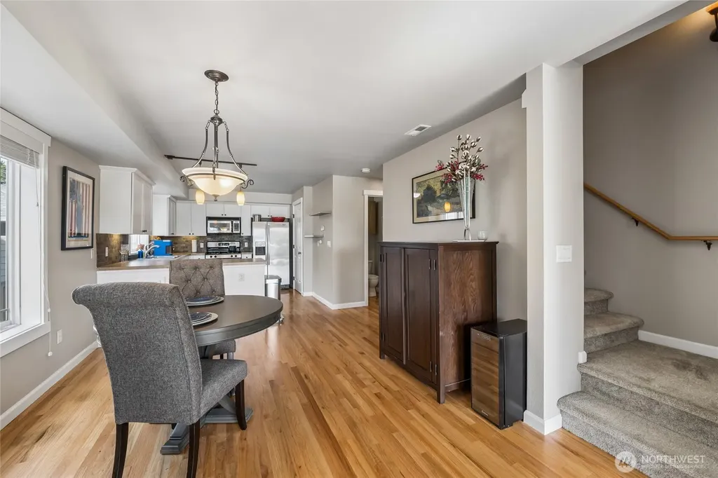 6331 42nd Avenue SW Seattle WA 98136