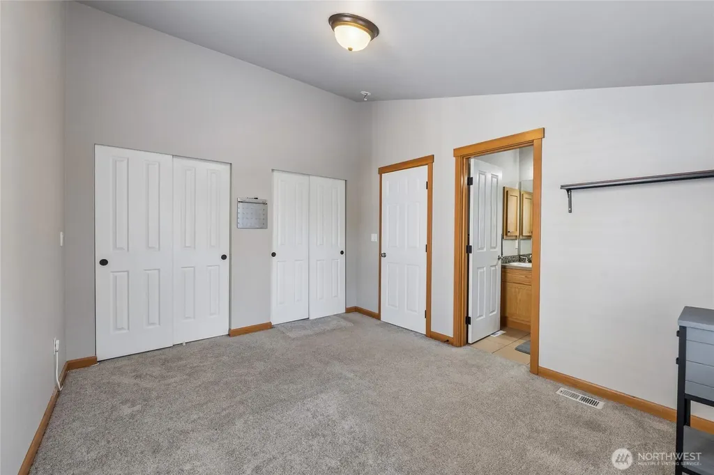 6331 42nd Avenue SW Seattle WA 98136