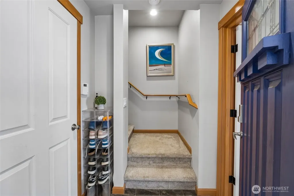 6331 42nd Avenue SW Seattle WA 98136