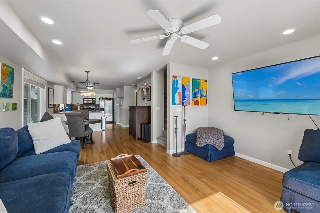 6331 42nd Avenue SW Seattle WA 98136