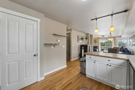 6331 42nd Avenue SW Seattle WA 98136