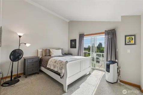 6331 42nd Avenue SW Seattle WA 98136