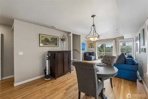 6331 42nd Avenue SW Seattle WA 98136