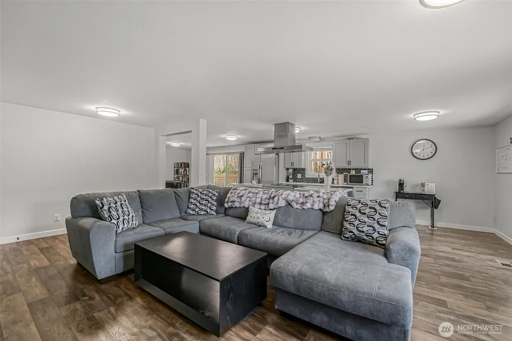 6622 146th Street SW Lakewood WA 98439