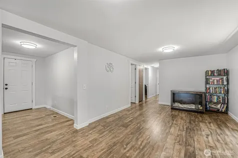 6622 146th Street SW Lakewood WA 98439