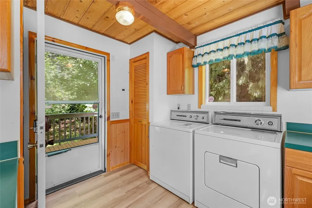 41819 S Shore Drive Concrete WA 98237