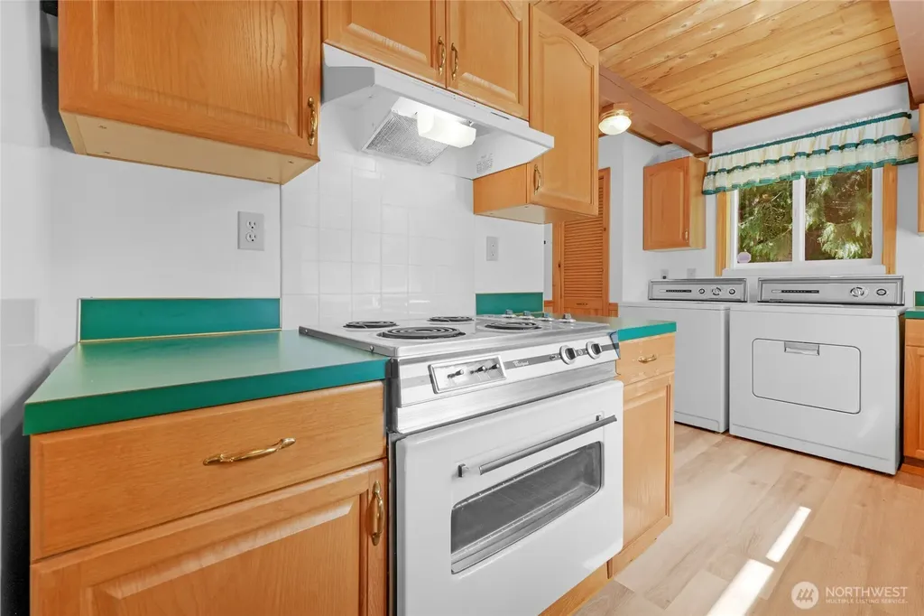 41819 S Shore Drive Concrete WA 98237