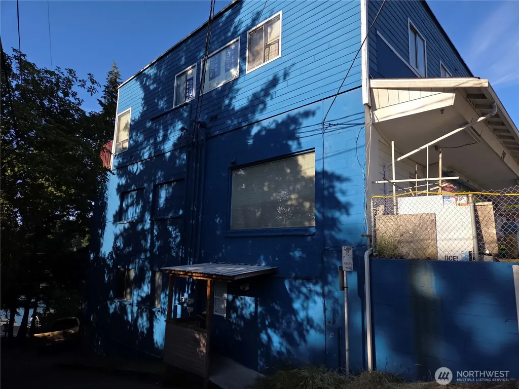 4220 Kitsap Way Bremerton WA 98312