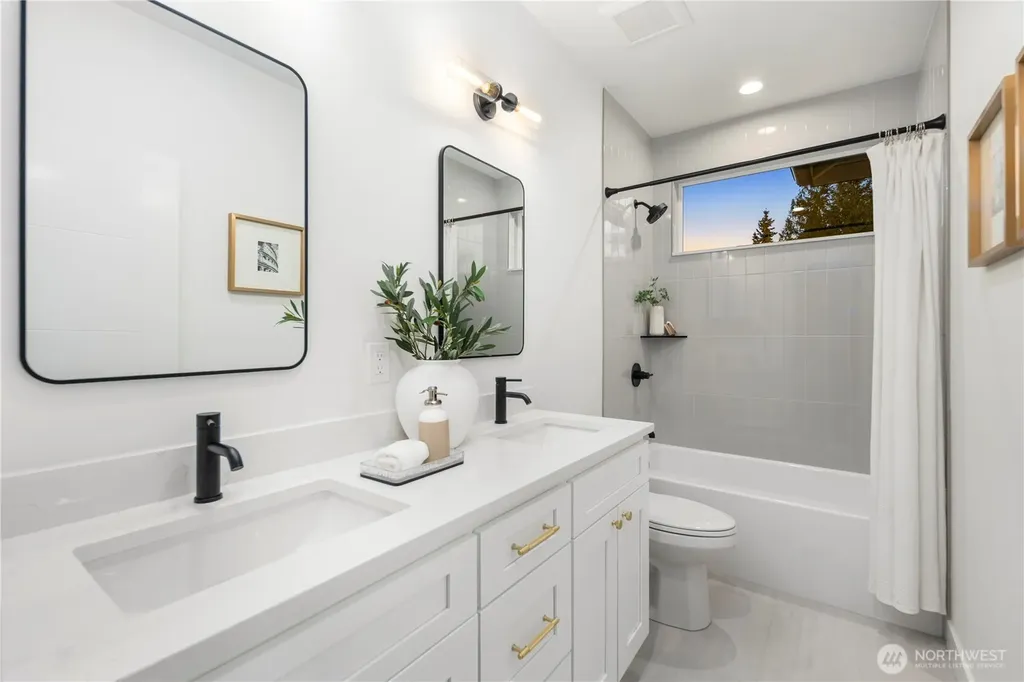 10610 203rd Avenue E Bonney Lake WA 98391