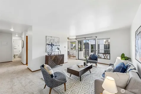 6421 Lake Washington Boulevard NE Kirkland WA 98033