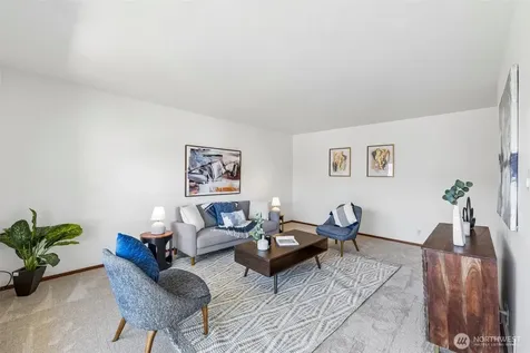 6421 Lake Washington Boulevard NE Kirkland WA 98033