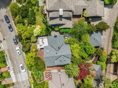 4529 E Laurel Drive NE Seattle WA 98105
