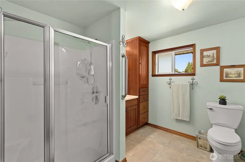 426 4th Avenue SE Pacific WA 98047