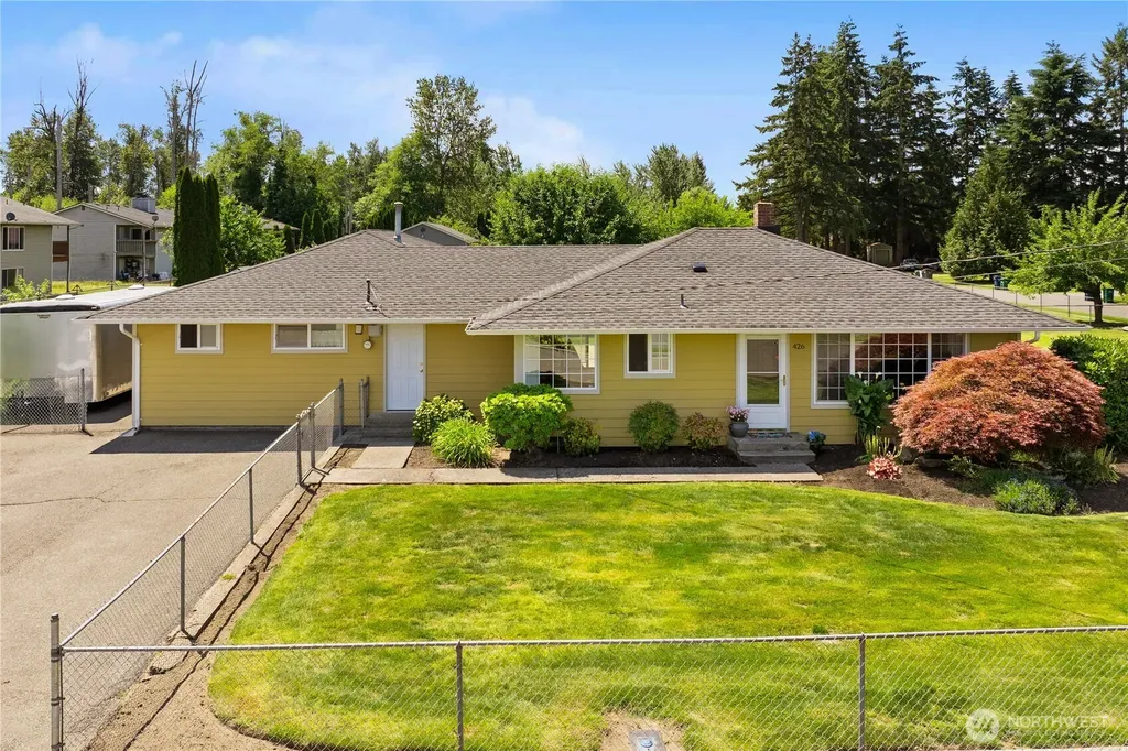 426 4th Avenue SE Pacific WA 98047