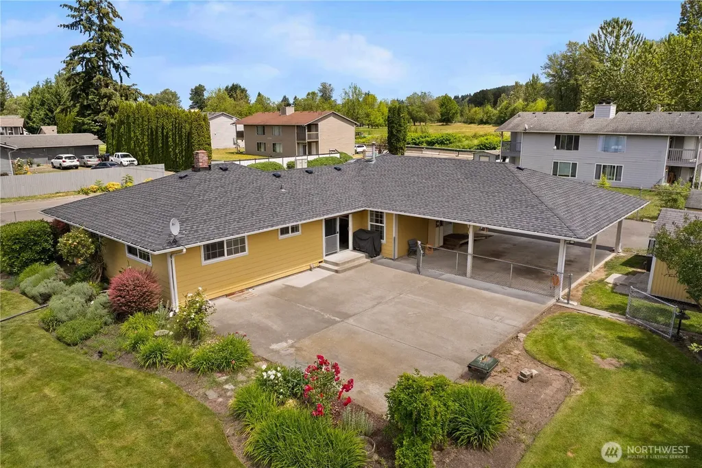 426 4th Avenue SE Pacific WA 98047