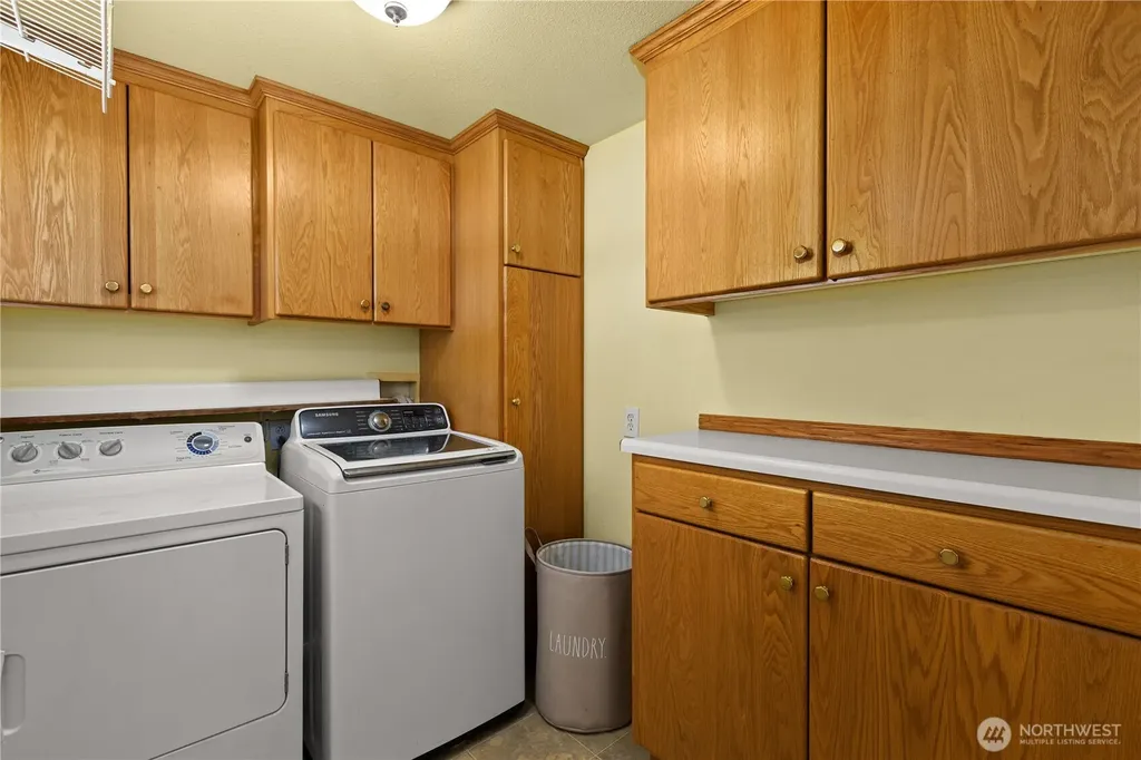 426 4th Avenue SE Pacific WA 98047