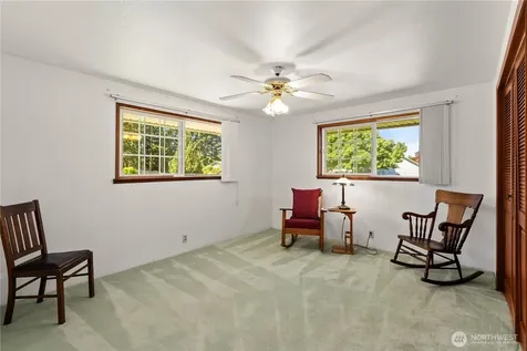 426 4th Avenue SE Pacific WA 98047