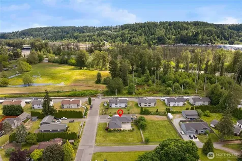 426 4th Avenue SE Pacific WA 98047