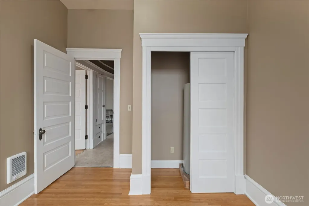 176 S Howard Street Spokane WA 99201