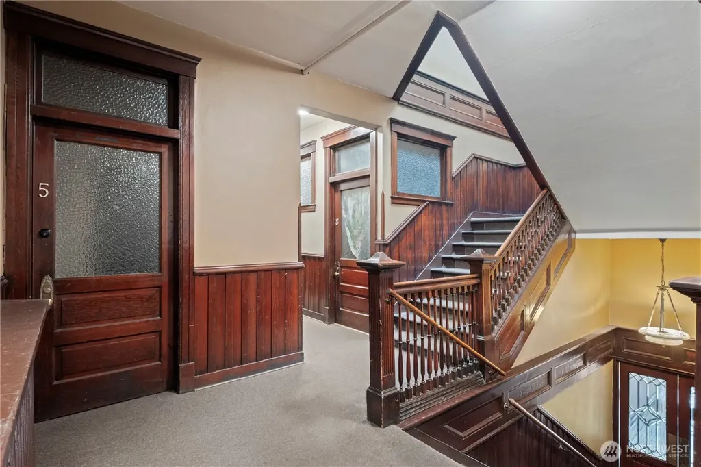 176 S Howard Street Spokane WA 99201