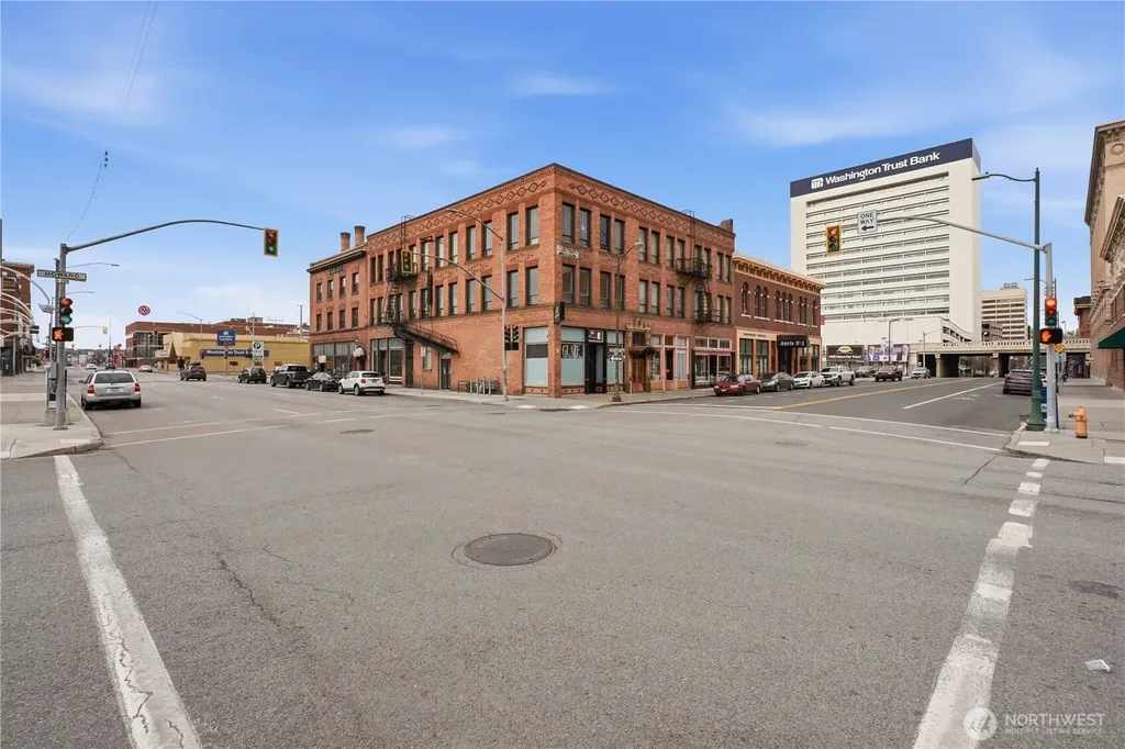 176 S Howard Street Spokane WA 99201