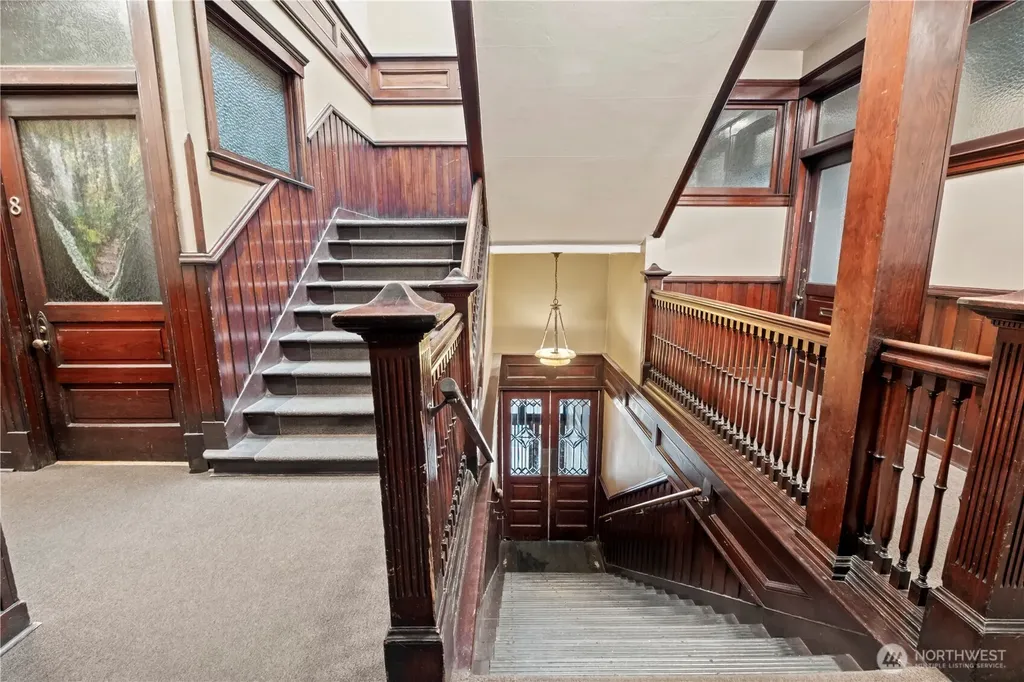 176 S Howard Street Spokane WA 99201
