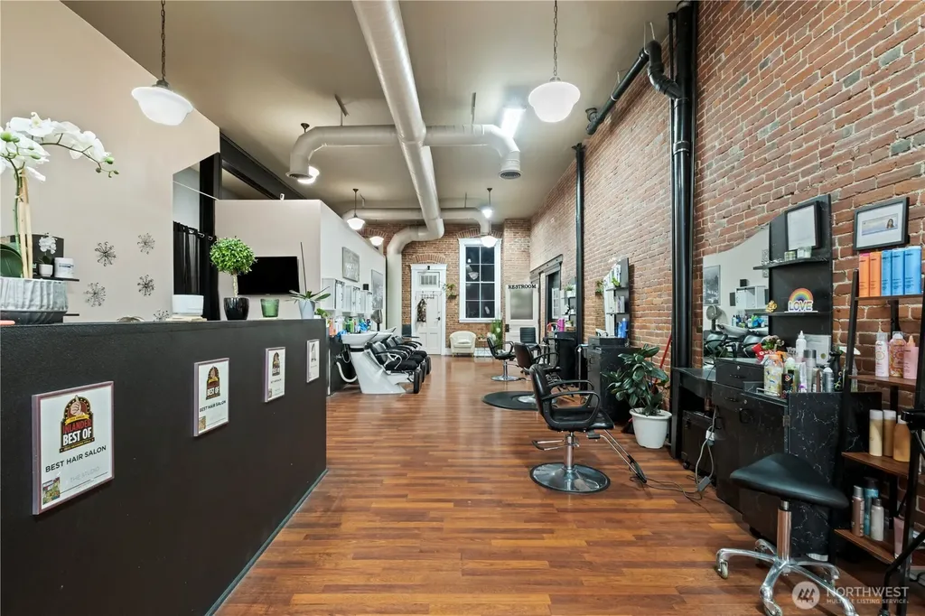176 S Howard Street Spokane WA 99201