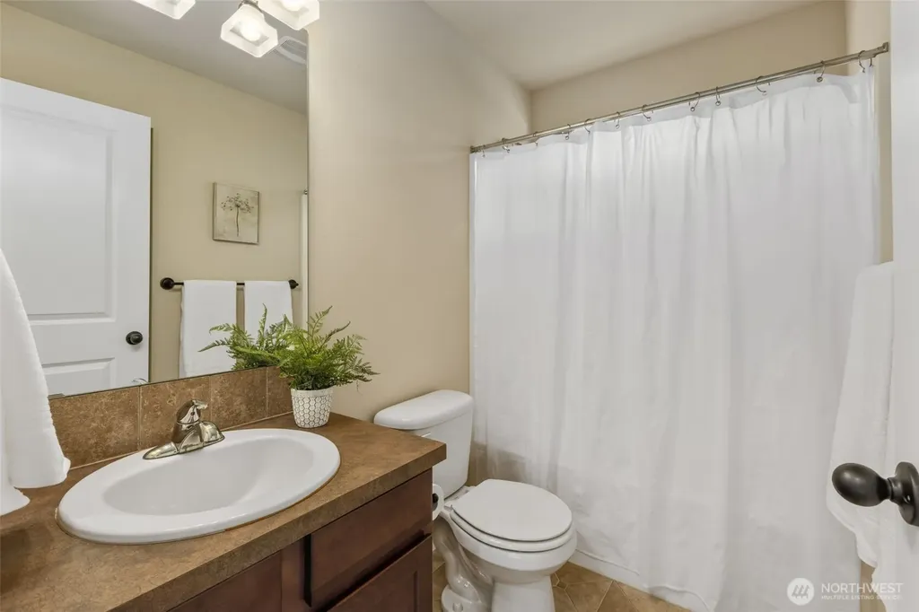 26832 223rd Lane SE Maple Valley WA 98038