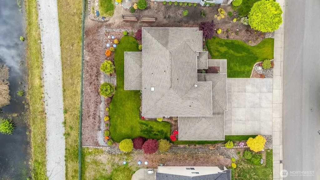 21908 26th Street E Lake Tapps WA 98391