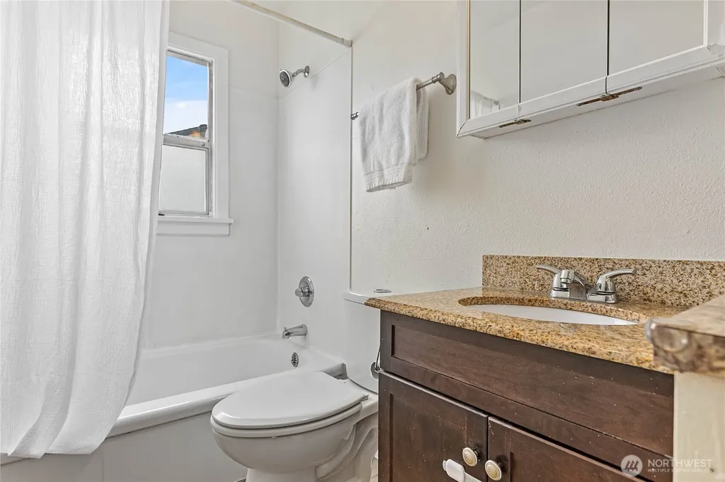 1909 Cleveland Avenue Mount Vernon WA 98273