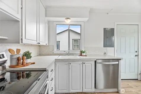 1909 Cleveland Avenue Mount Vernon WA 98273