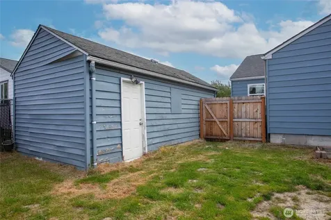 1909 Cleveland Avenue Mount Vernon WA 98273