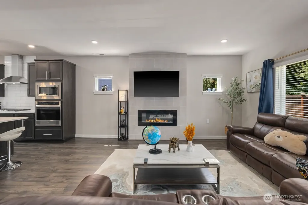 20818 3rd Avenue SE Bothell WA 98012