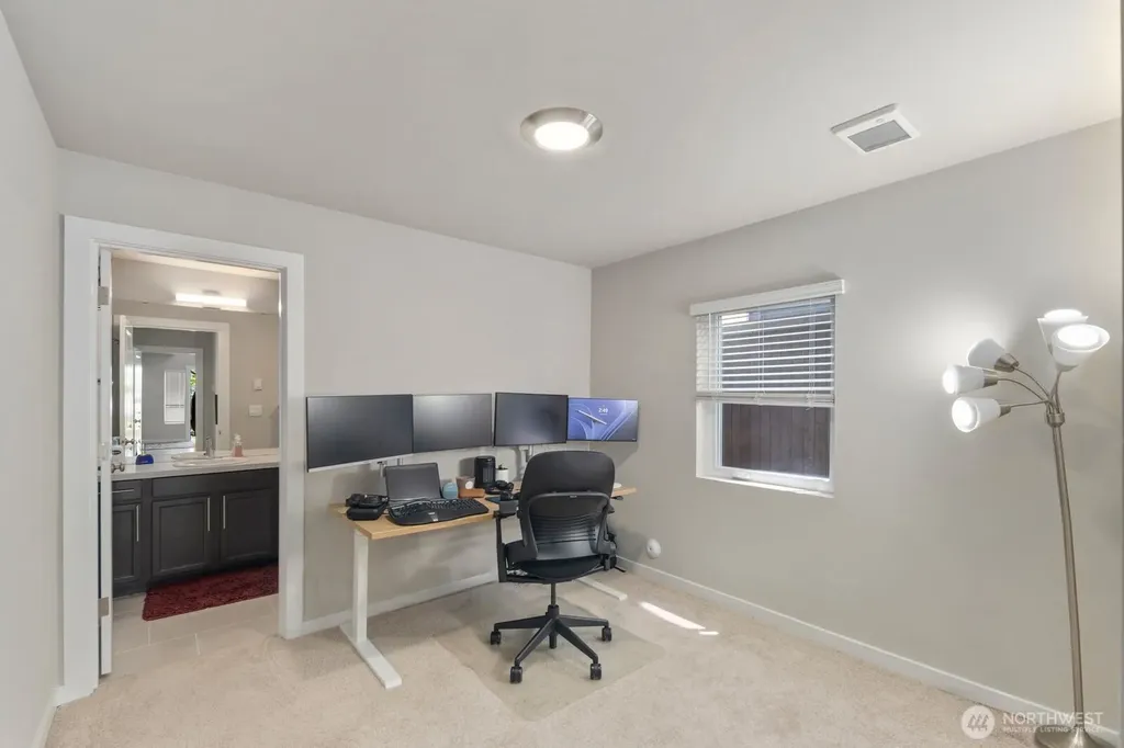 20818 3rd Avenue SE Bothell WA 98012