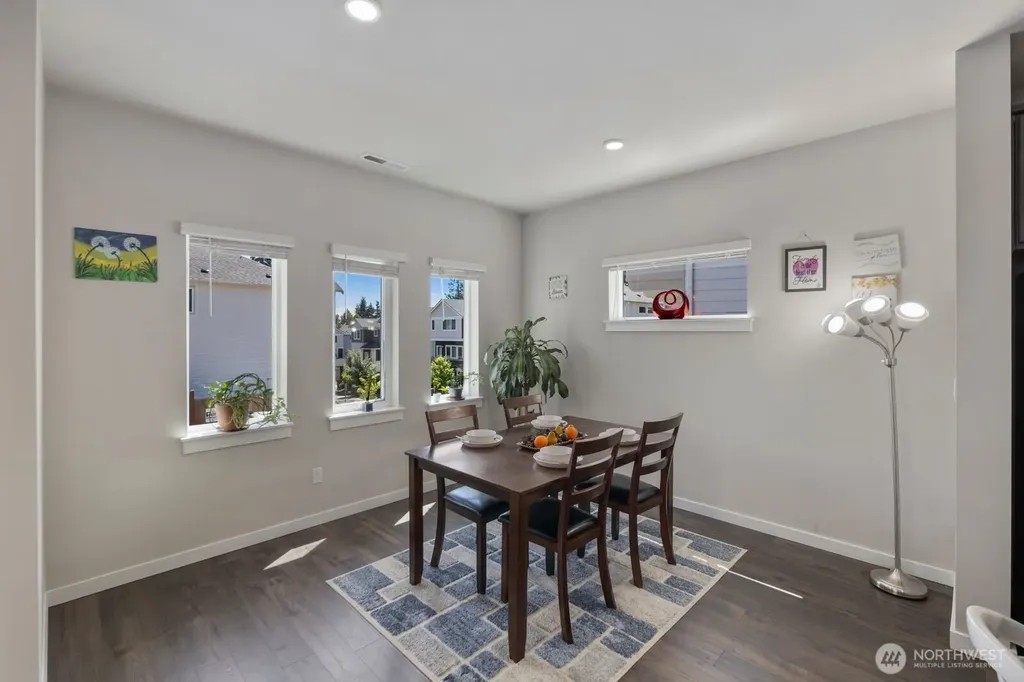 20818 3rd Avenue SE Bothell WA 98012