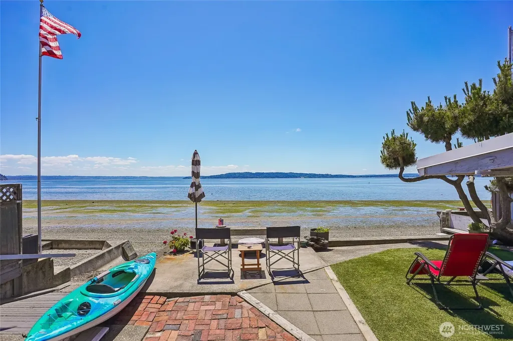 3134 SW 172nd Street Burien WA 98166