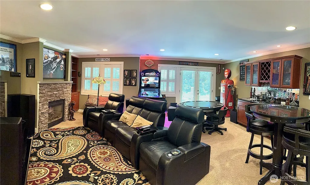 18210 Homeview Drive Edmonds WA 98026