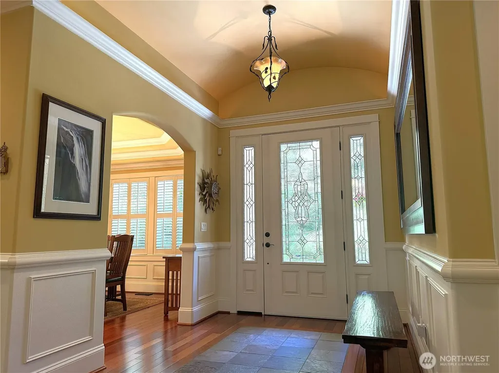 18210 Homeview Drive Edmonds WA 98026
