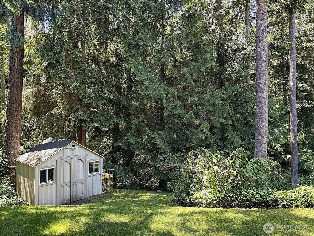 18210 Homeview Drive Edmonds WA 98026