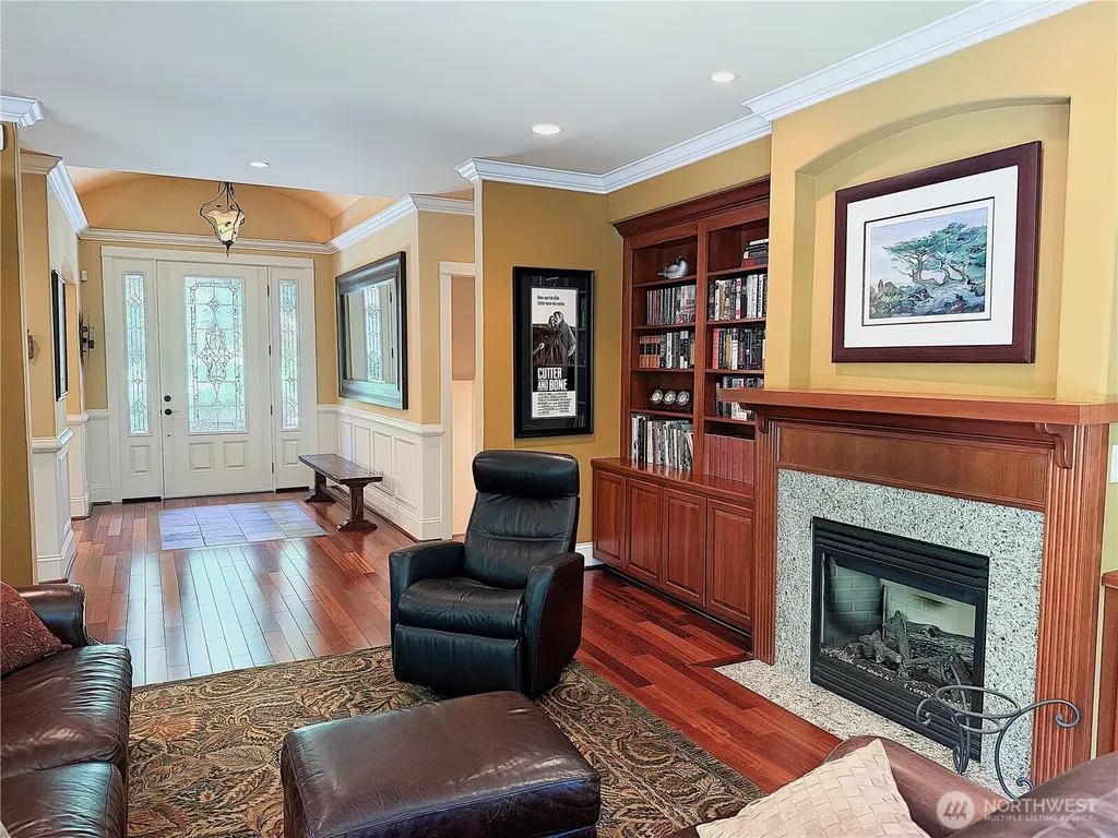 18210 Homeview Drive Edmonds WA 98026