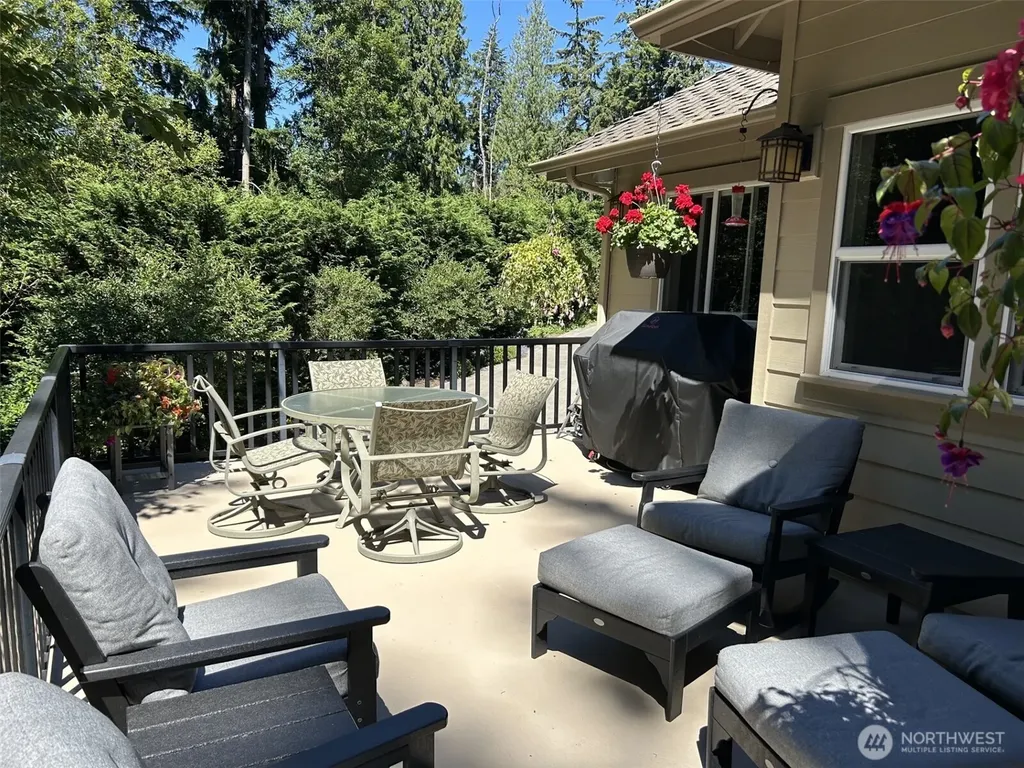 18210 Homeview Drive Edmonds WA 98026