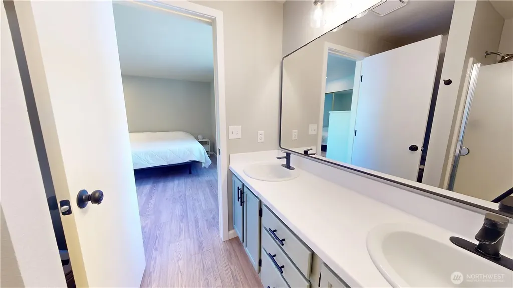 1307 NW Slate Lane Silverdale WA 98383
