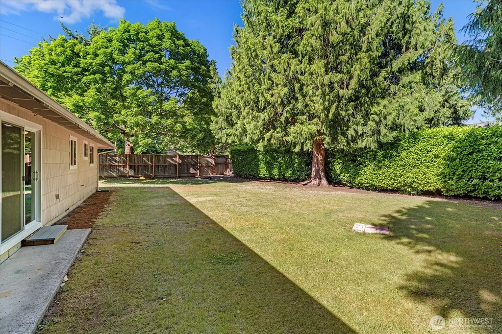 13110 111th Avenue NE Kirkland WA 98034