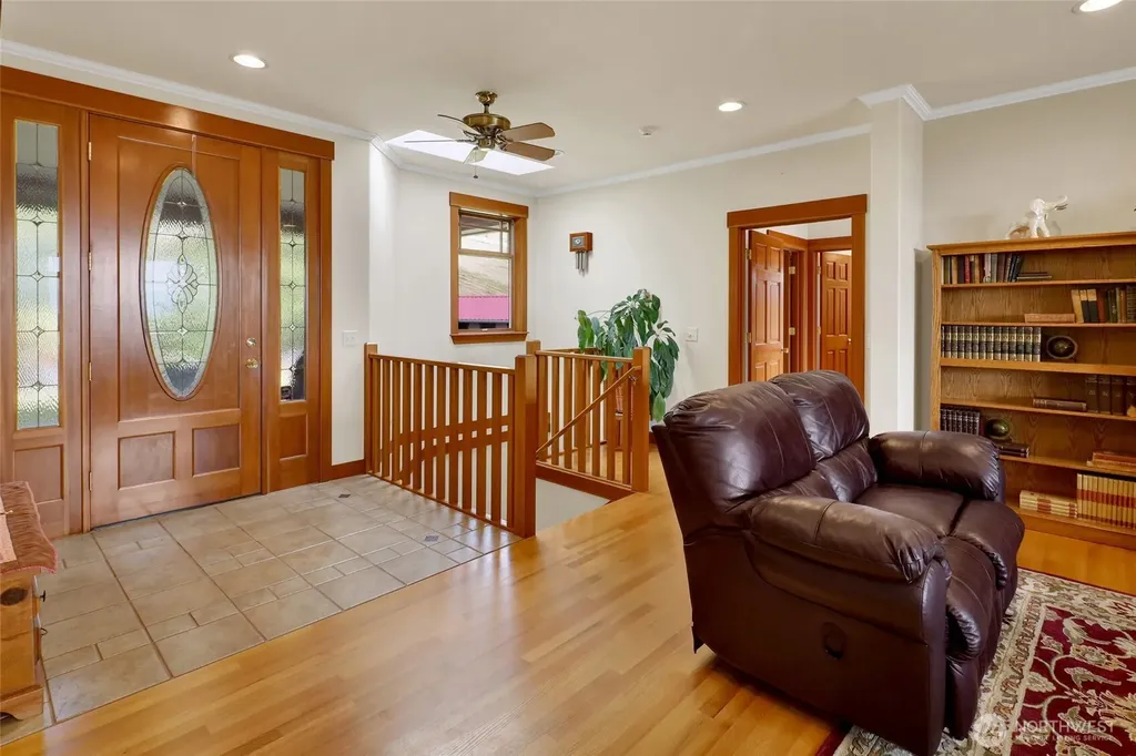 18077 Fox Hollow Lane Bow WA 98232