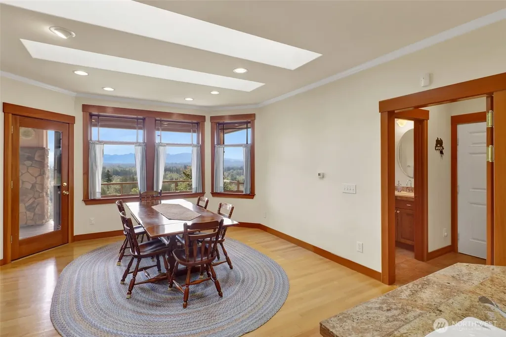 18077 Fox Hollow Lane Bow WA 98232