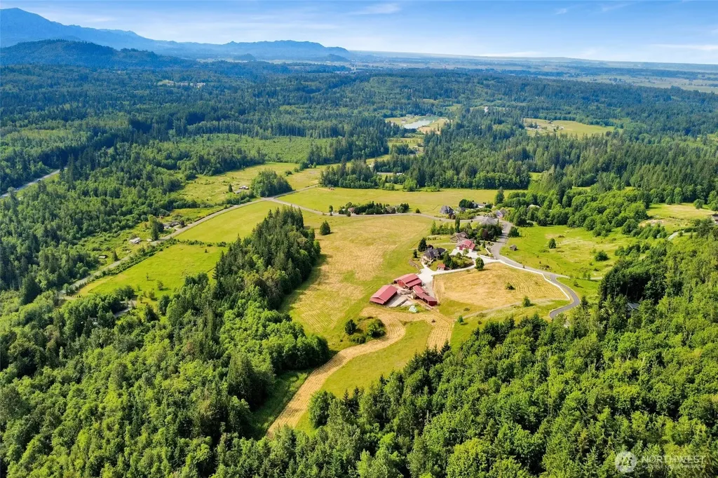 18077 Fox Hollow Lane Bow WA 98232