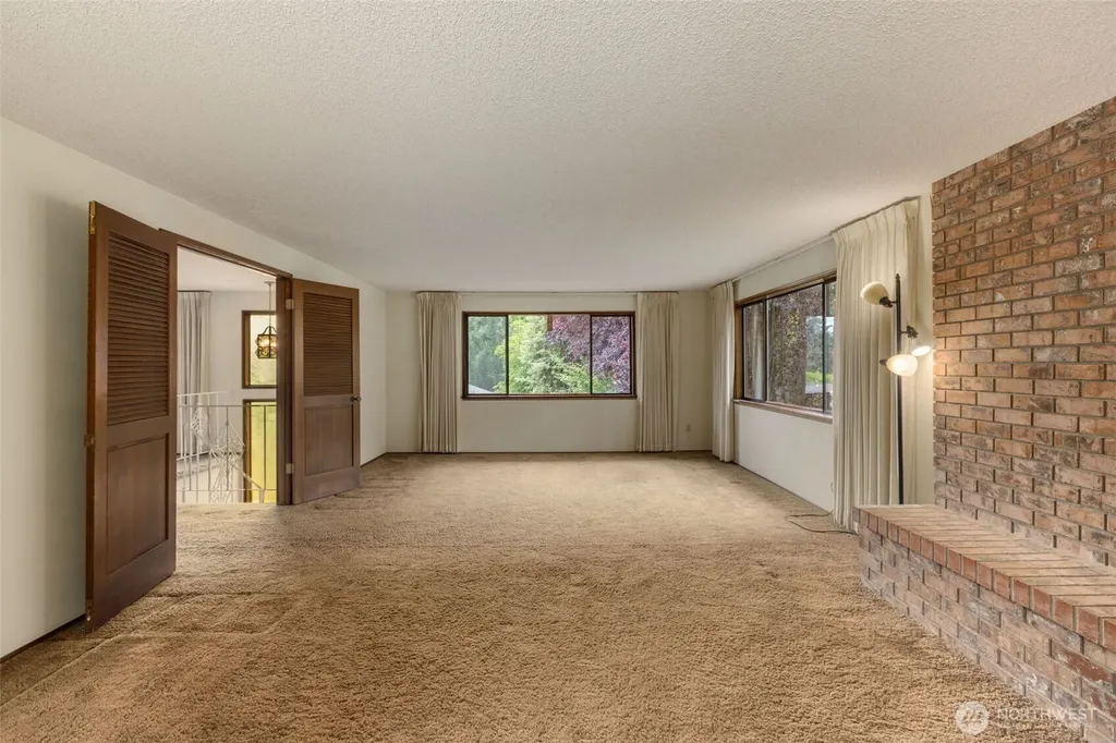 5359 Ruby Place NE Bainbridge Island WA 98110