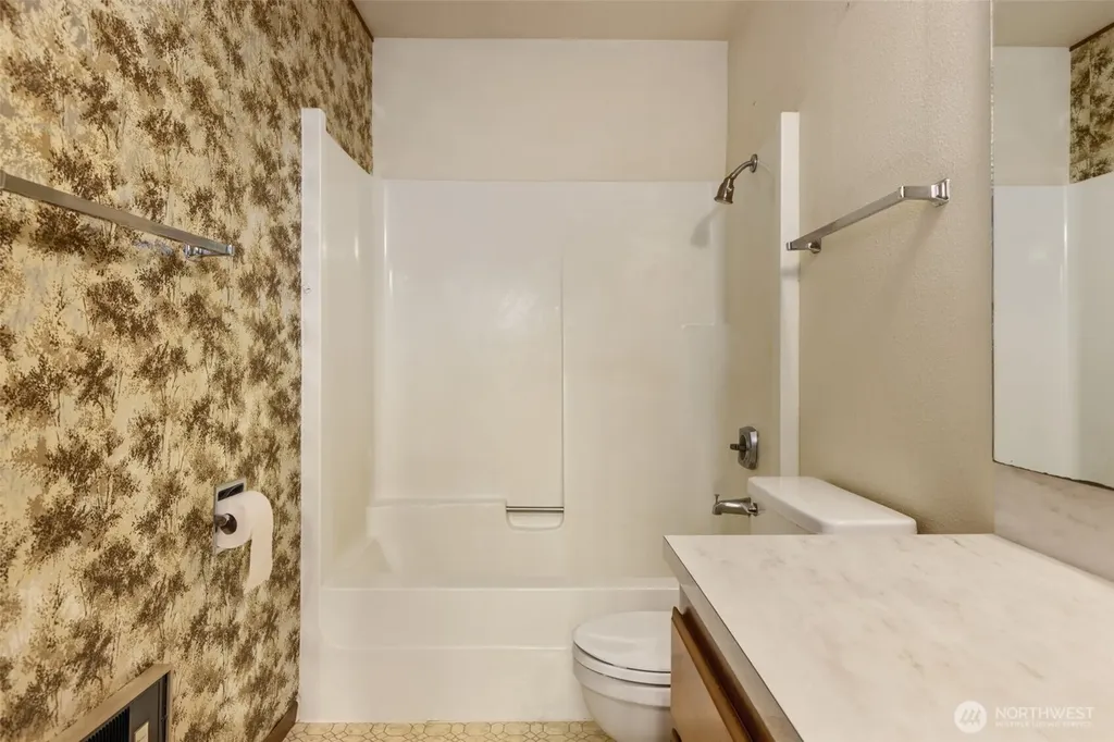 5359 Ruby Place NE Bainbridge Island WA 98110